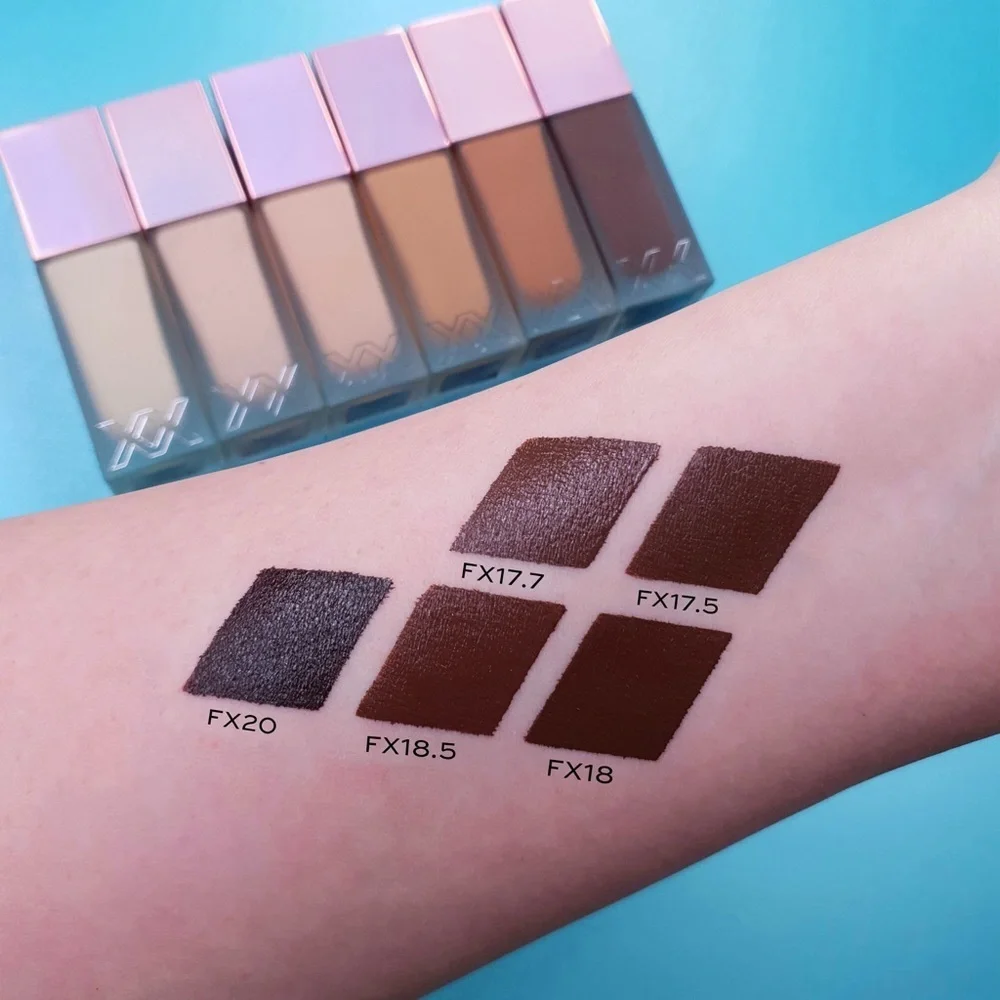 XX Revolution Glow Skin FauXXdation Foundation FX20